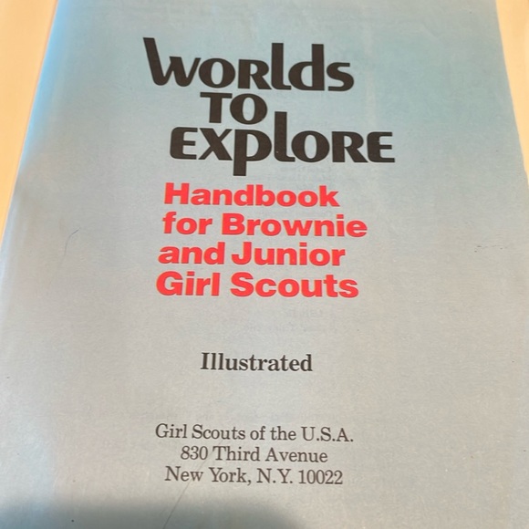 Vintage Worlds To Explore Handbook for Brownie and Junior Girl Scouts - Picture 4 of 16